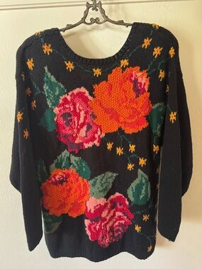 Vintage Express Handknitted Internationale Black Sweater with Floral Rose Motif